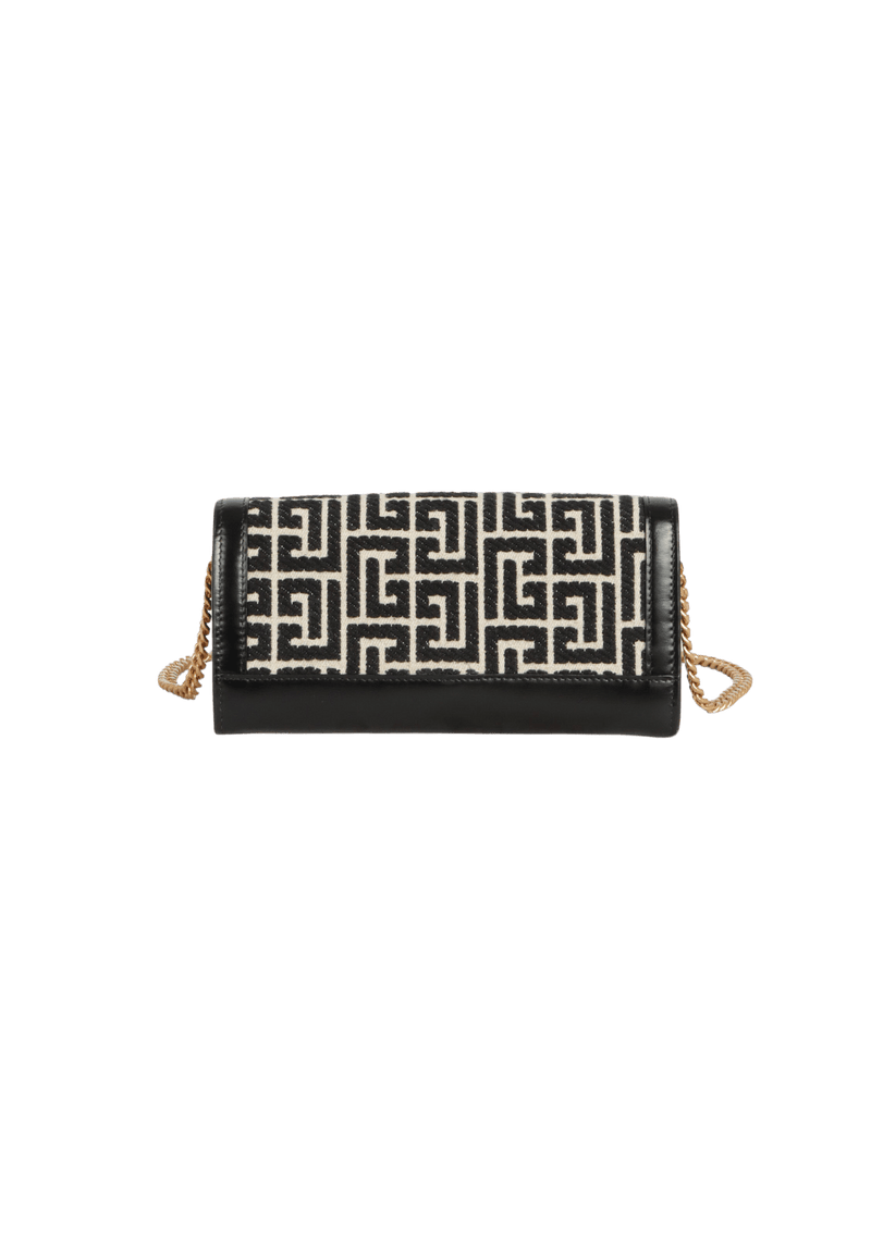 LOGO CHAIN CLUTCH