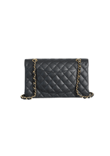 MEDIUM CLASSIC DOUBLE FLAP BAG CAVIAR