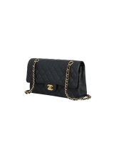 MEDIUM CLASSIC DOUBLE FLAP BAG CAVIAR