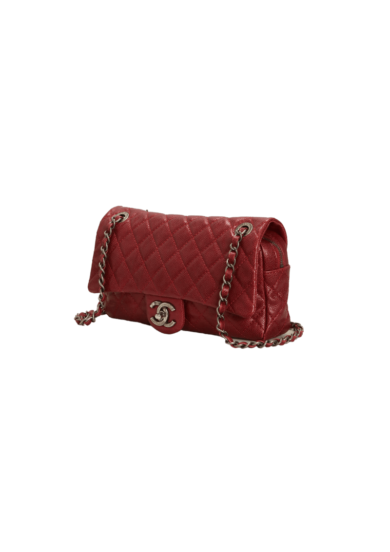 MEDIUM EASY FLAP BAG CAVIAR