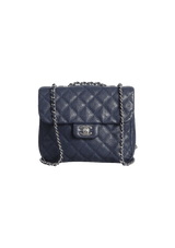 MEDIUM URBAN COMPANION FLAP BAG