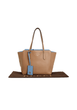 SWING TOTE