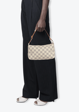 DAMIER AZUR POCHETTE ACCESSOIRES