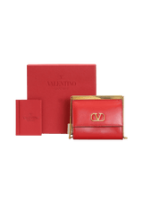 VLOGO GOLD BAR MINI WALLET ON CHAIN