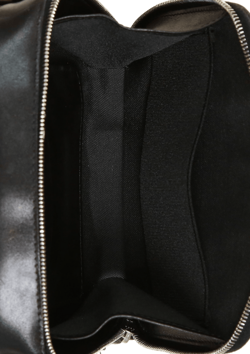 LEATHER WALLET ON CHAIN