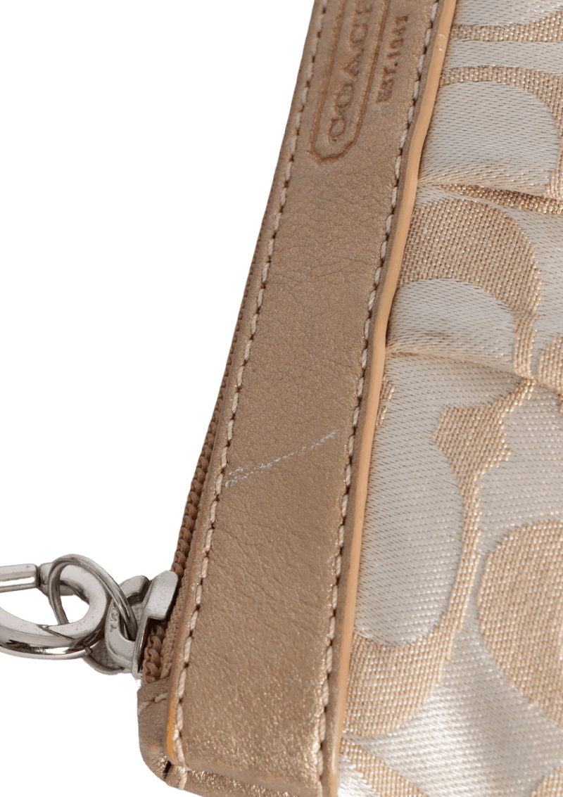 SIGNATURE CANVAS WRISTLET