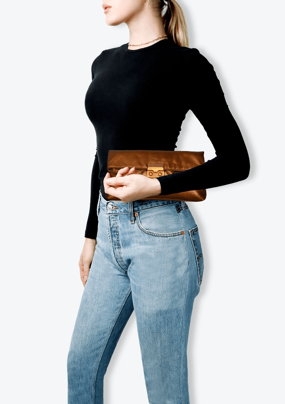 LEATHER CLUTCH