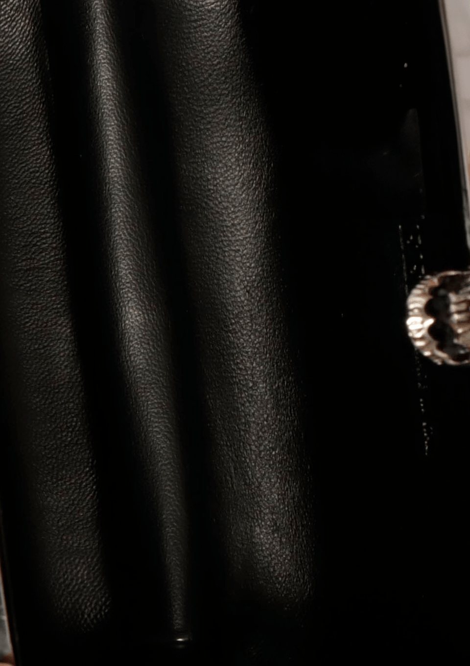 STUDDED SKULL BOX