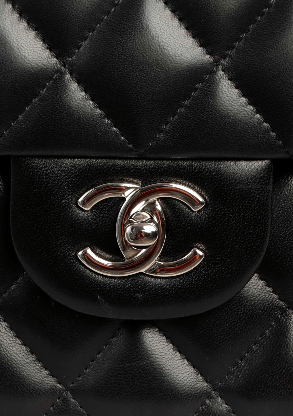 JUMBO CLASSIC DOUBLE FLAP LAMBSKIN