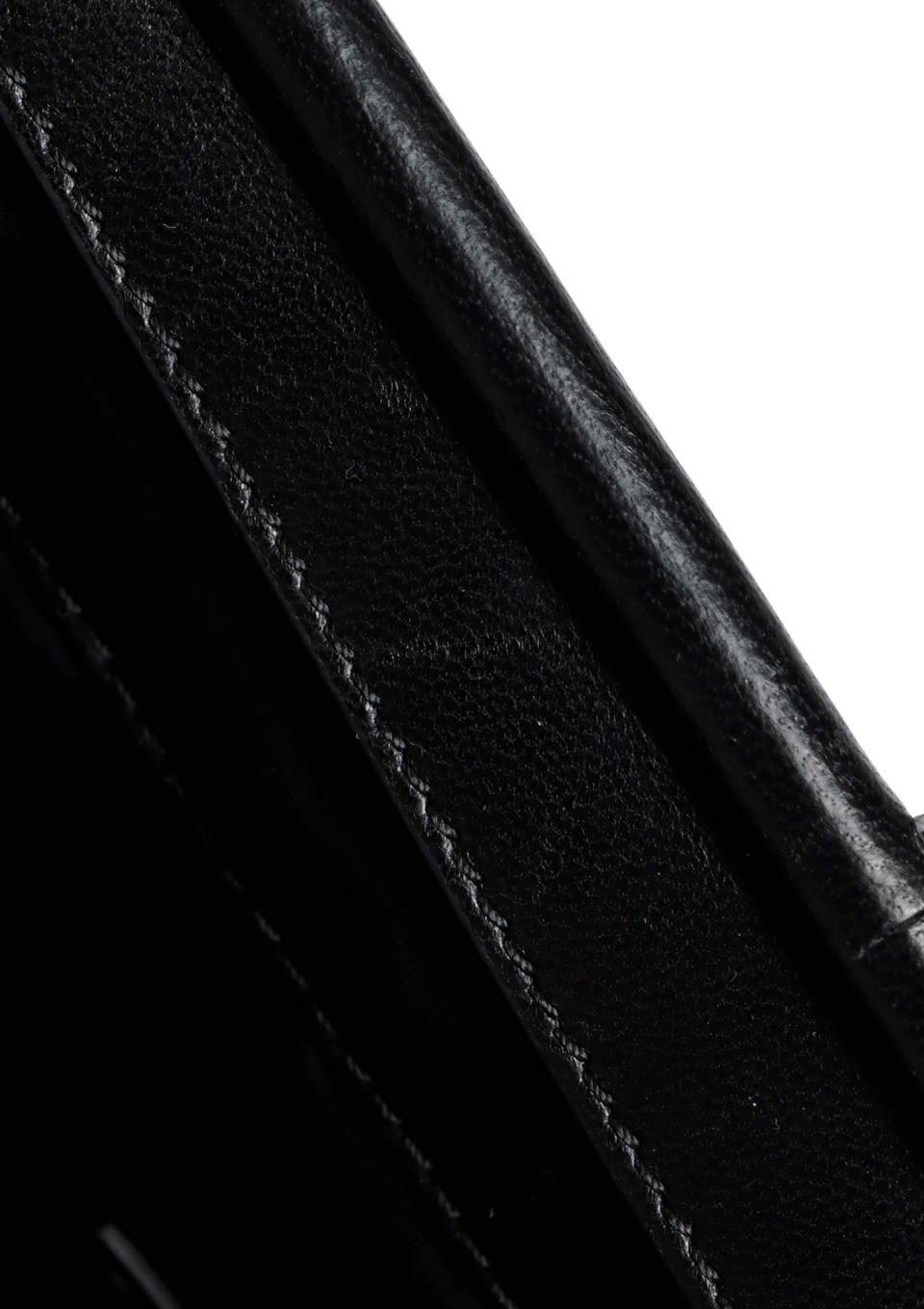 LACED KISS LOCK CLUTCH