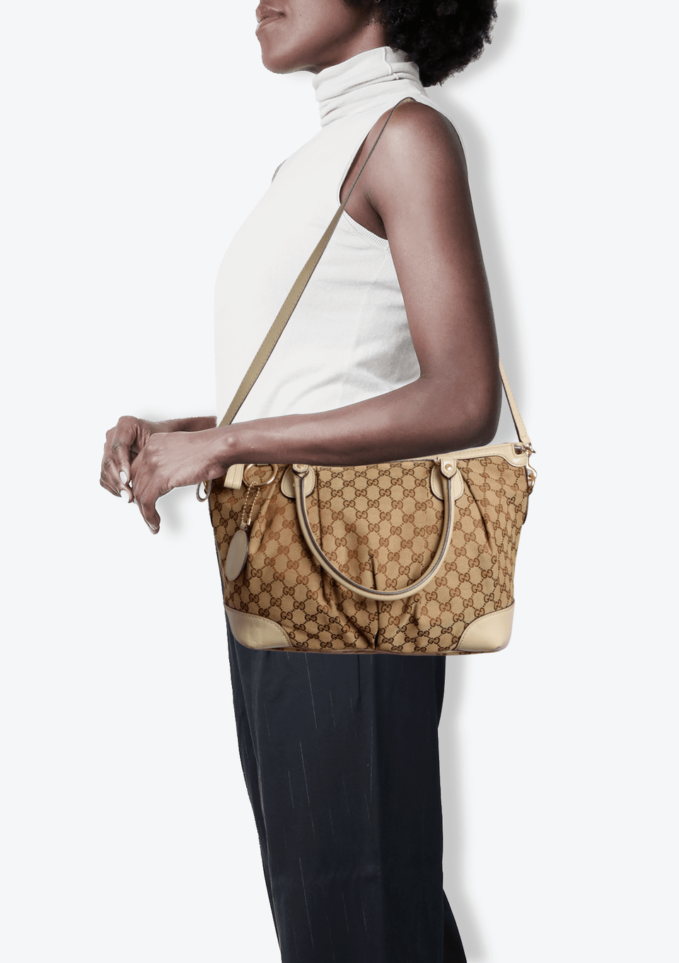 GG CANVAS SUKEY TOP HANDLE BAG