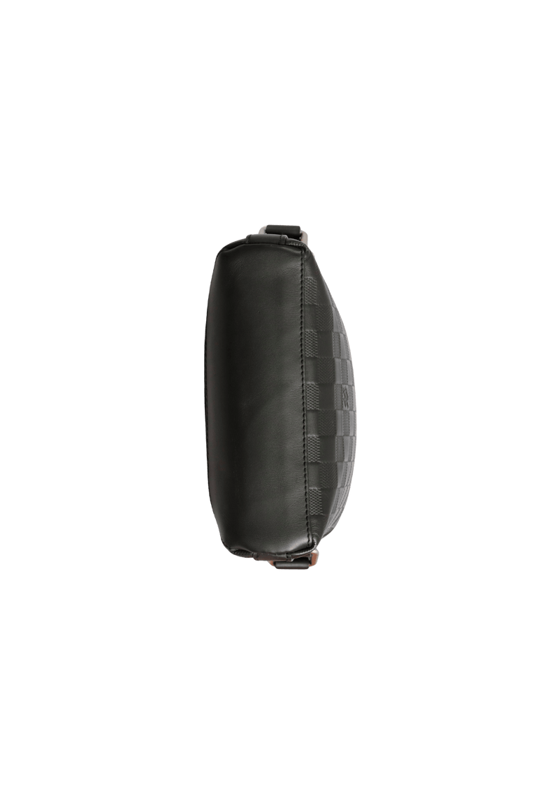 DISCOVERY MESSENGER BAG