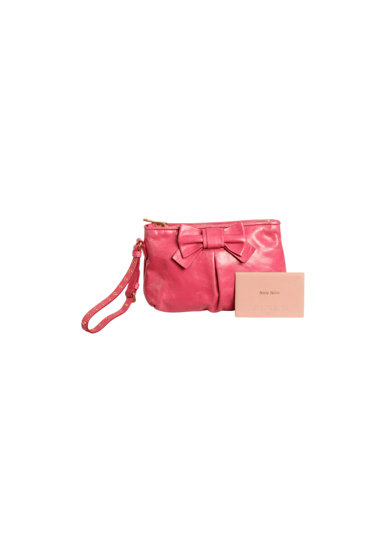 LEATHER WRISTLET