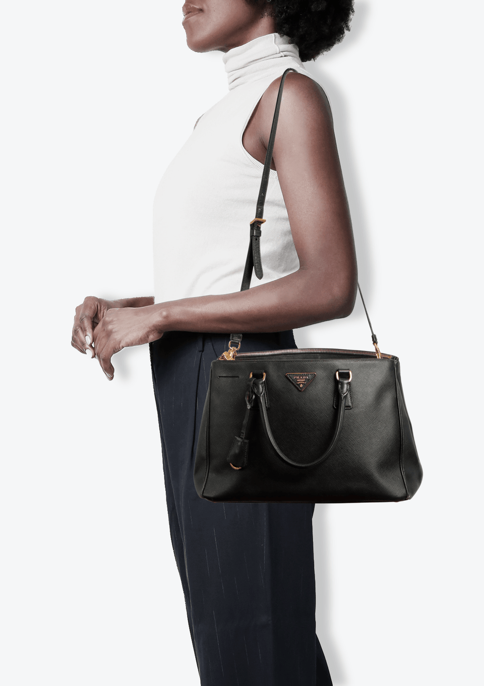SAFFIANO LUX DOUBLE ZIP GALLERIA