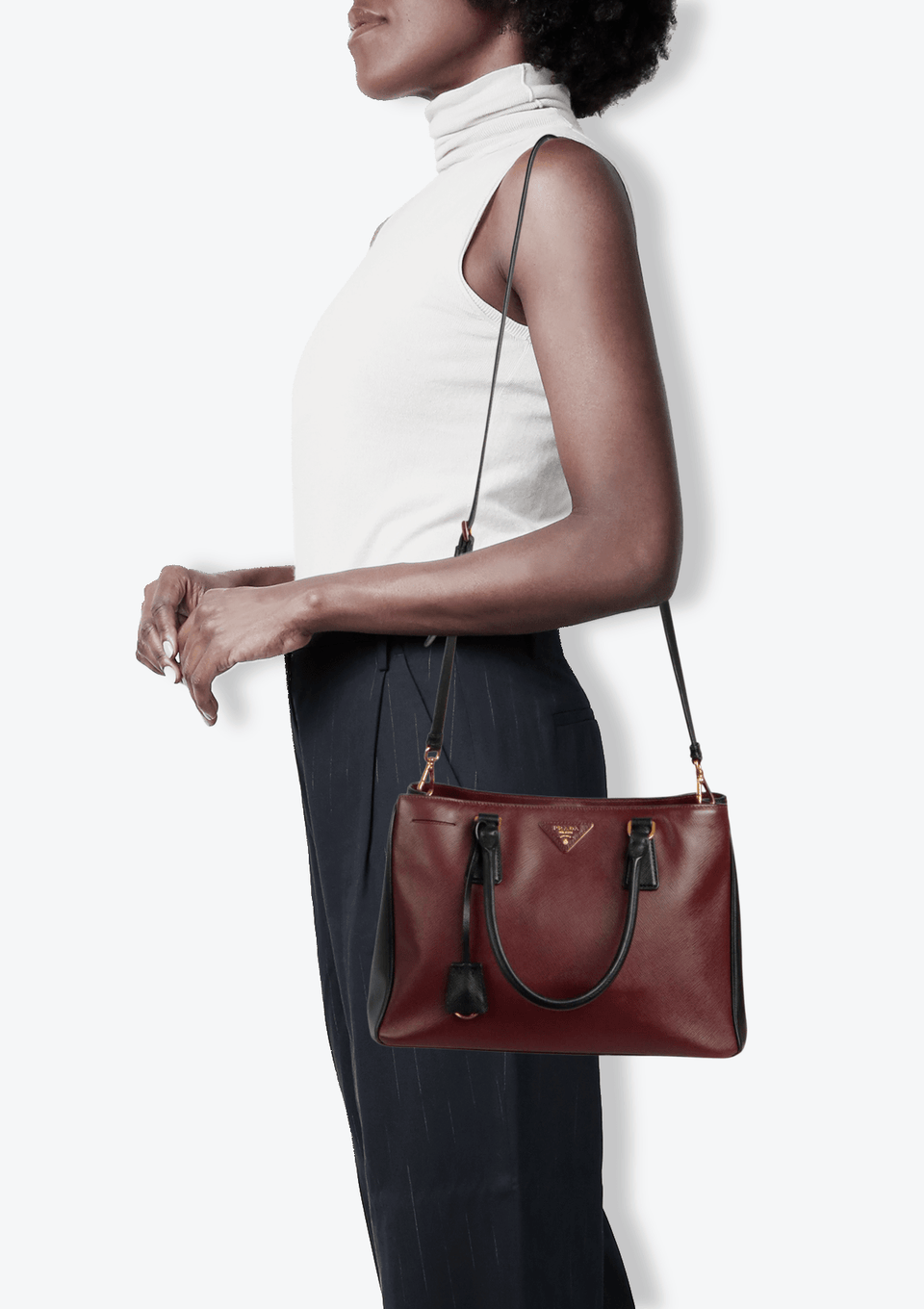 SAFFIANO LUX DOUBLE ZIP GALLERIA
