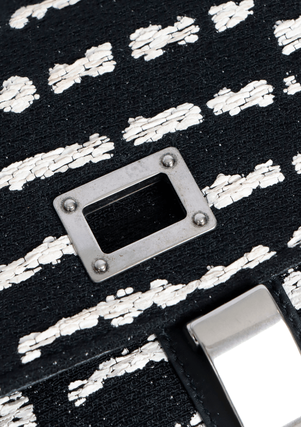 JACQUARD CLUTCH