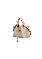 VLOGO ESCAPE TOTE