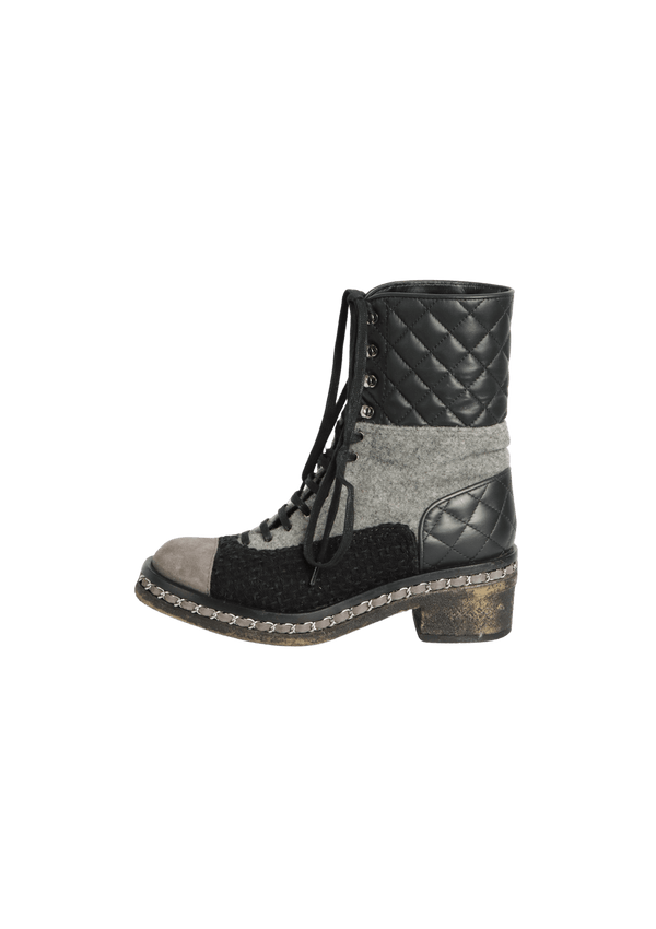 CC INTERLOCKING COMBAT BOOTS 34