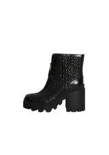 RHOMBUS QUILTED TRIP ANKLE BOOTS 37