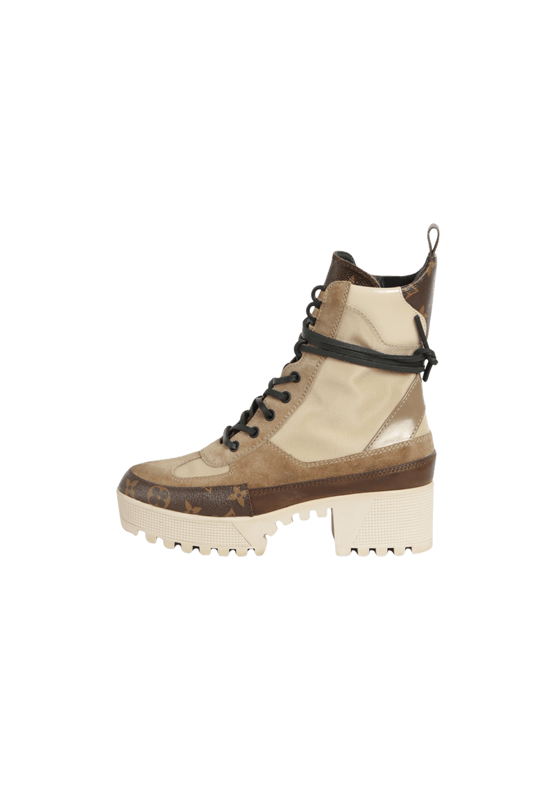 MONOGRAM LAUREATE DESERT BOOTS 34.5