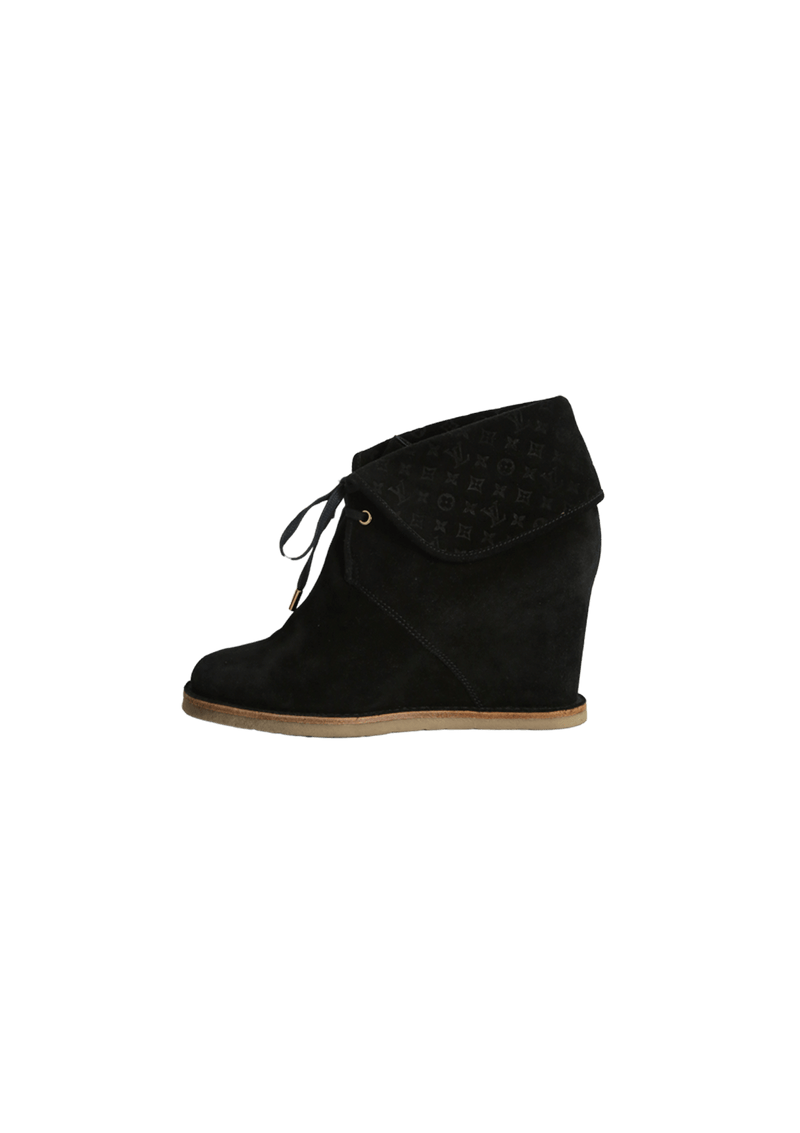 MONOGRAM SUEDE BOOTS 39