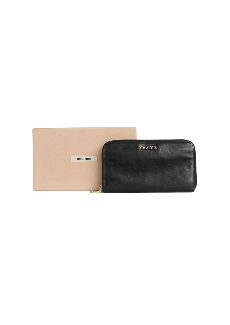 LEATHER ZIP AROUND WALLET