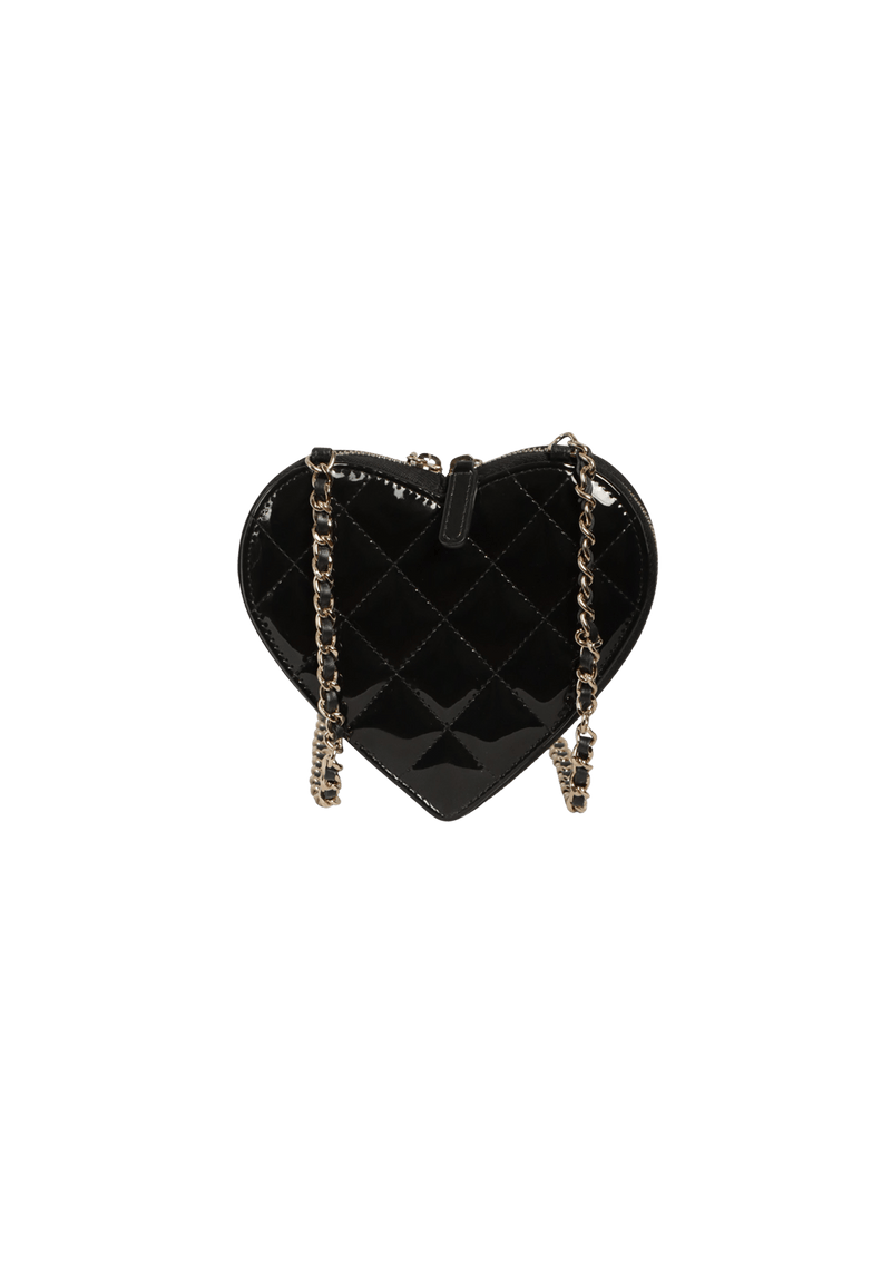 CC HEART CLUTCH ON CHAIN