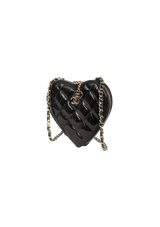 CC HEART CLUTCH ON CHAIN