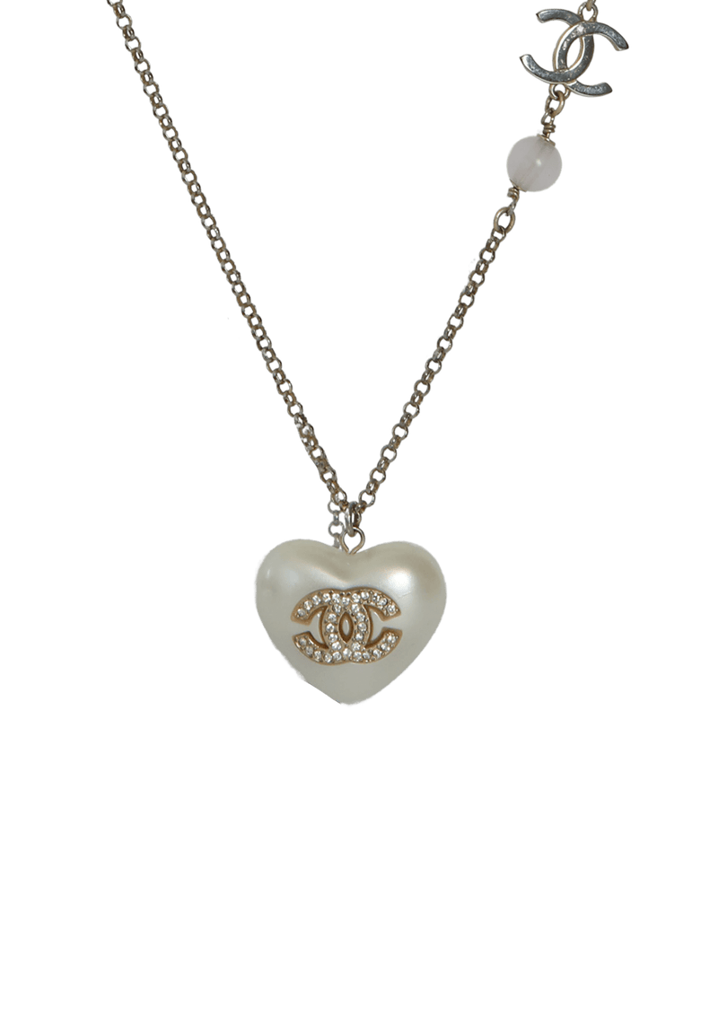 HEART PENDANT CC LOGO NECKLACE