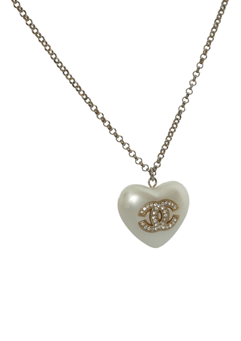 HEART PENDANT CC LOGO NECKLACE