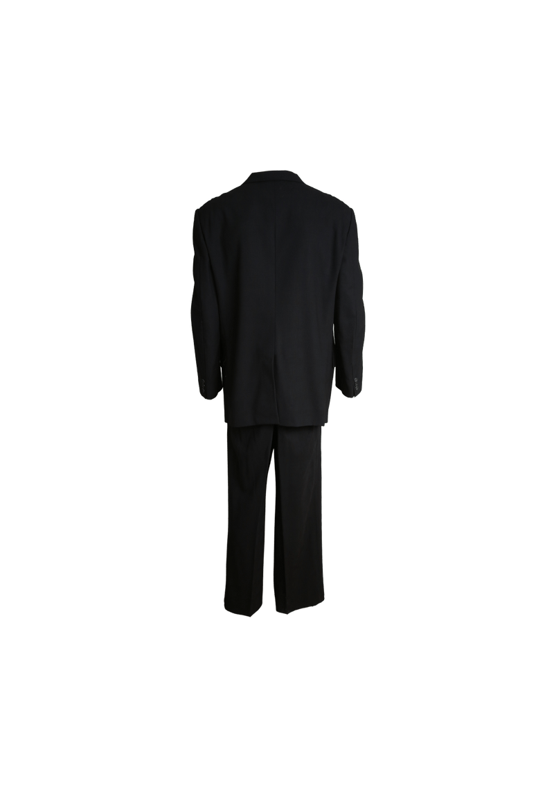 TWO-PIECE SUIT 52