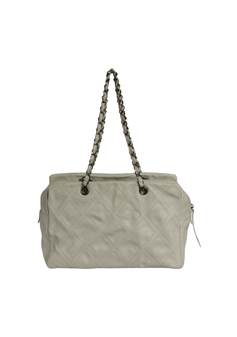 DIAMOND STITCH TOTE