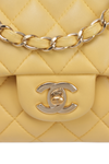 MEDIUM CLASSIC DOUBLE FLAP LAMBSKIN