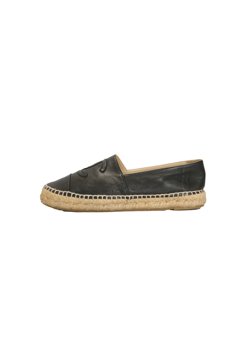 INTERLOCKING CC LOGO LEATHER ESPADRILLES 38