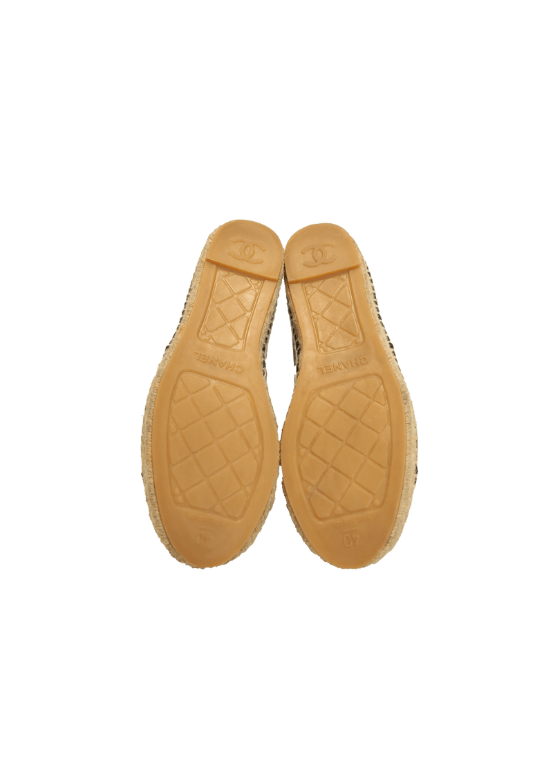 INTERLOCKING CC LOGO LEATHER ESPADRILLES 38