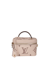 MONOGRAM GIANT EMPREINTE VANITY PM