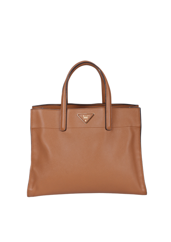 SAFFIANO SOFT TRIPLE POCKET