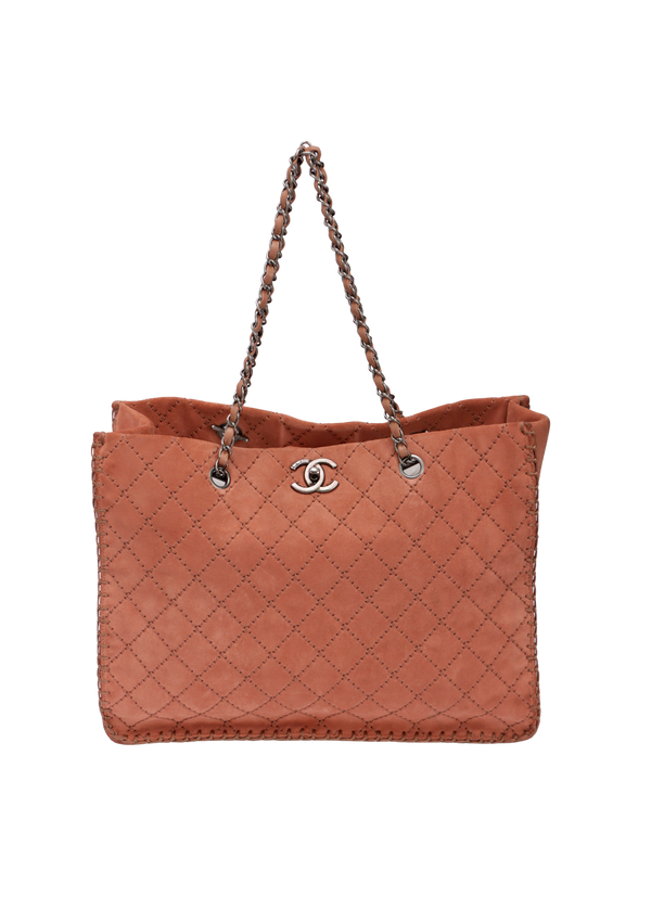 WILD STITCH CHAIN TOTE BAG