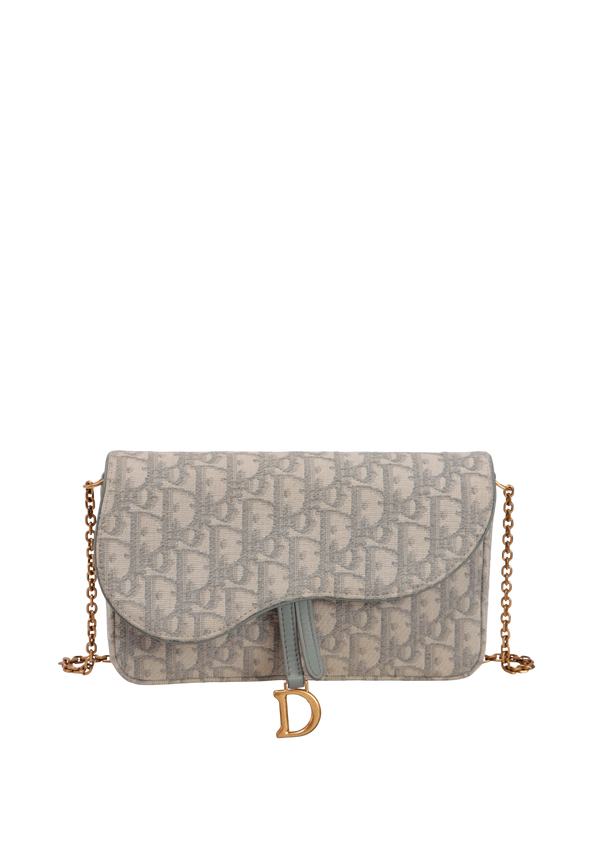 MEDIUM OBLIQUE SADDLE WALLET ON CHAIN