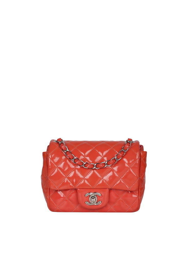 PATENT LEATHER MINI SQUARE FLAP BAG