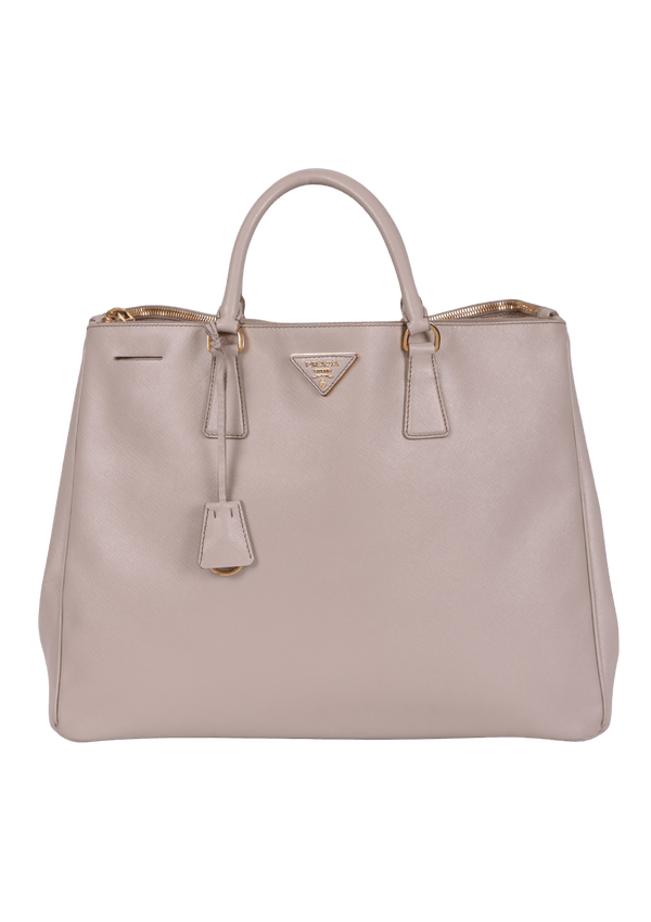 SAFFIANO LUX DOUBLE ZIP GALLERIA