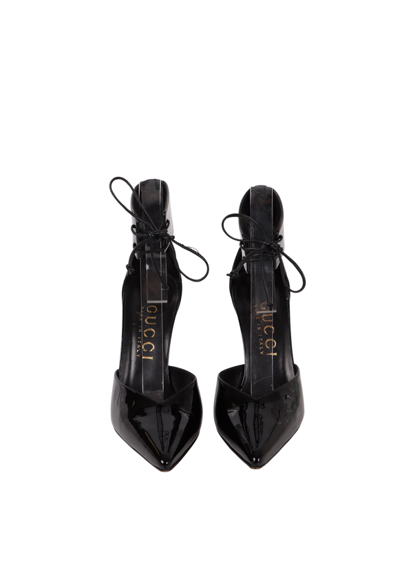 PATENT LEATHER PUMPS 39