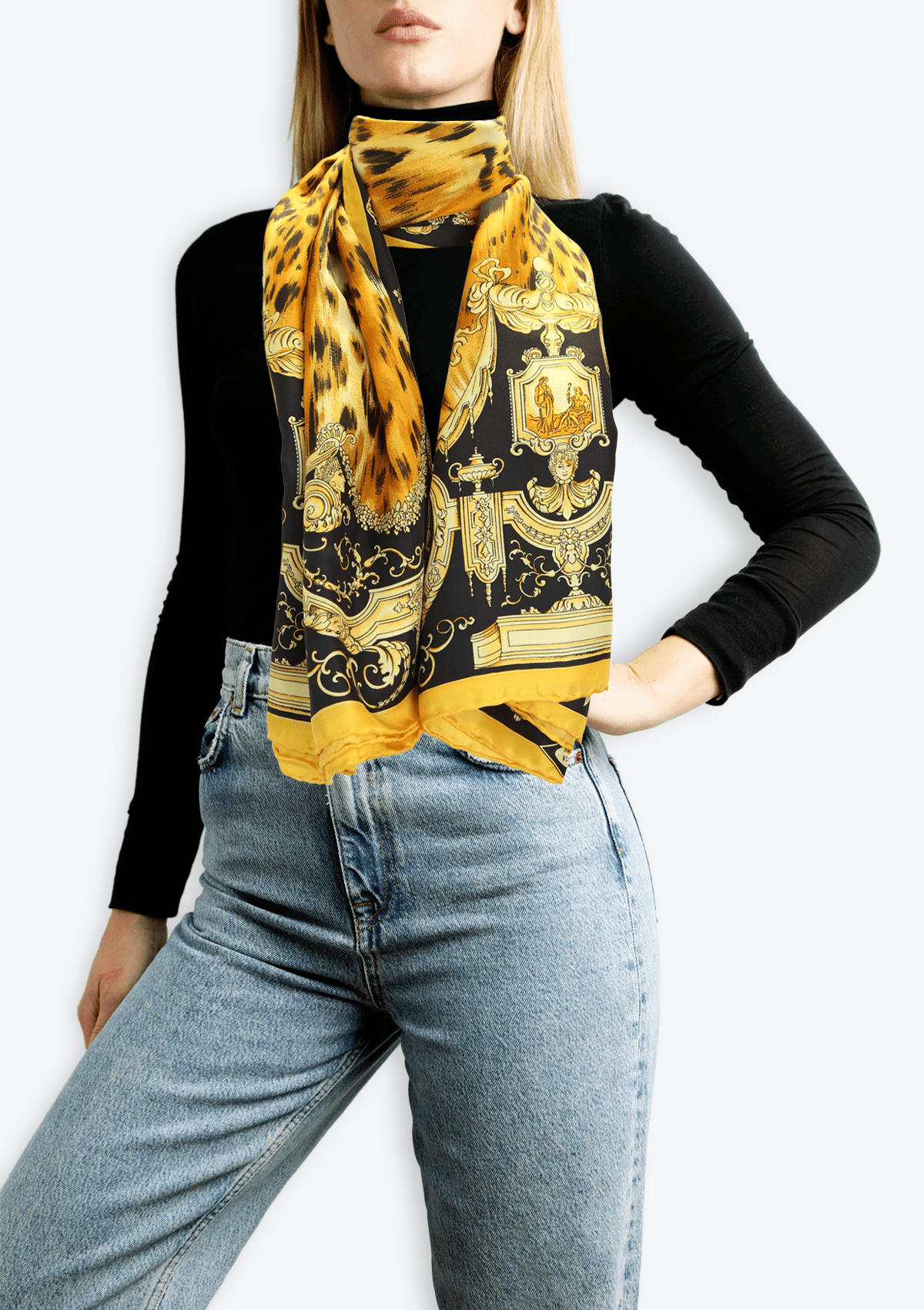 Online Versace scarf