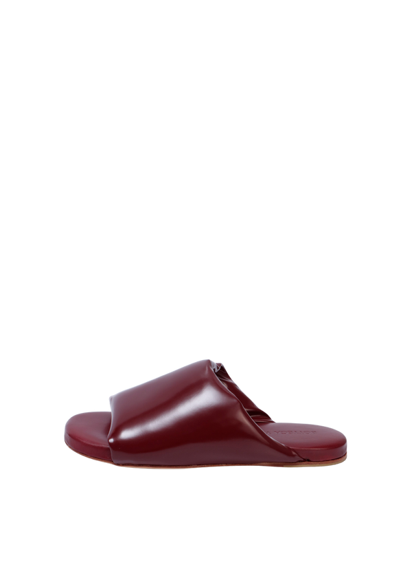LEATHER SLIDES 35