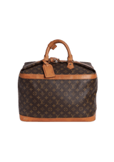 MONOGRAM CRUISER 40