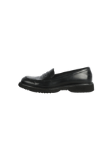 LEATHER LOAFERS 39