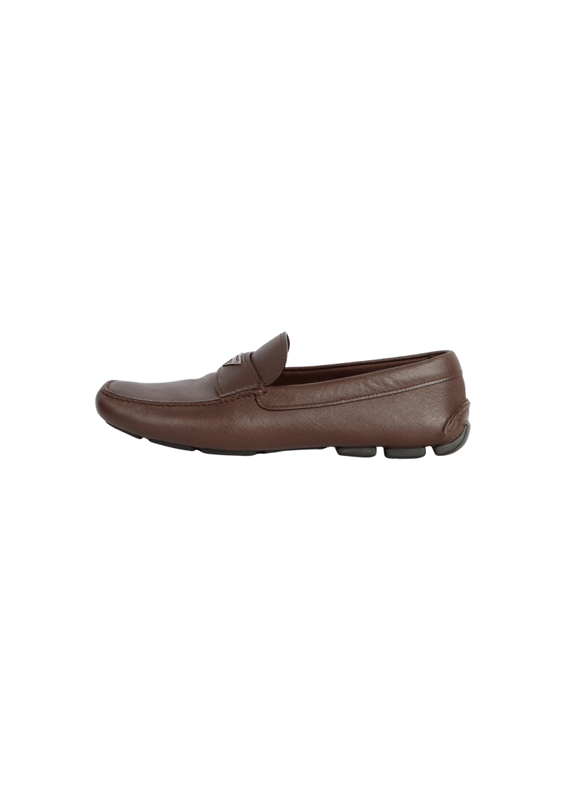 LEATHER LOAFERS 40