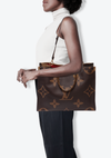 REVERSE MONOGRAM GIANT ONTHEGO VOYAGE