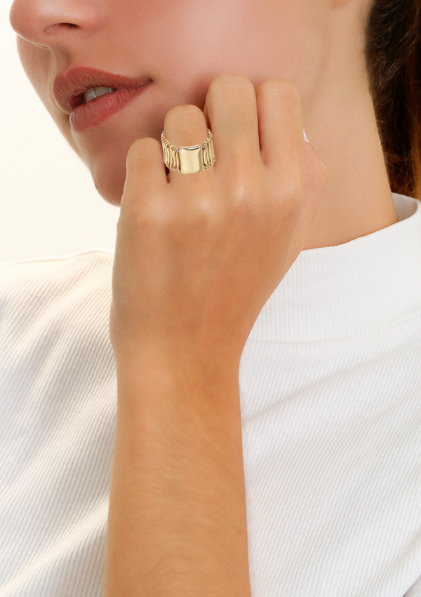 MISCIGENS FILAMENT 18K BAND RING