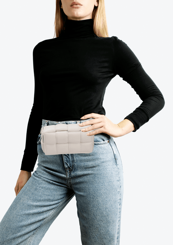 PADDED CASSETTE BELT BAG
